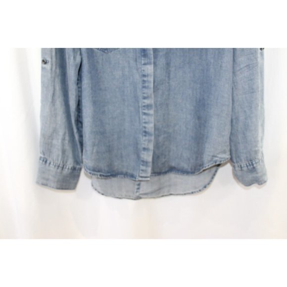 NWT Velvet Heart Blue Chambray Tencel Long Sleeve Button Up M - Picture 4 of 6